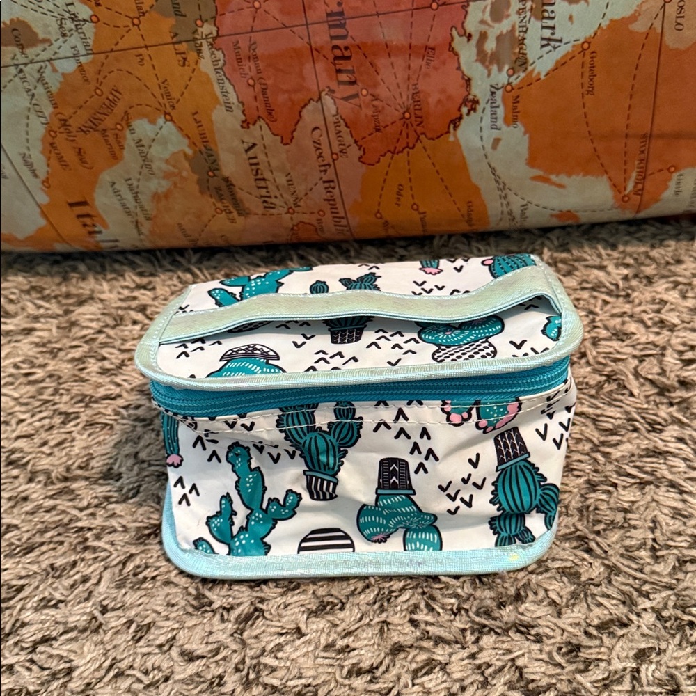 Cactus Print Cosmetic Bag